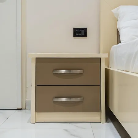 Easy Residences Апартаменты *