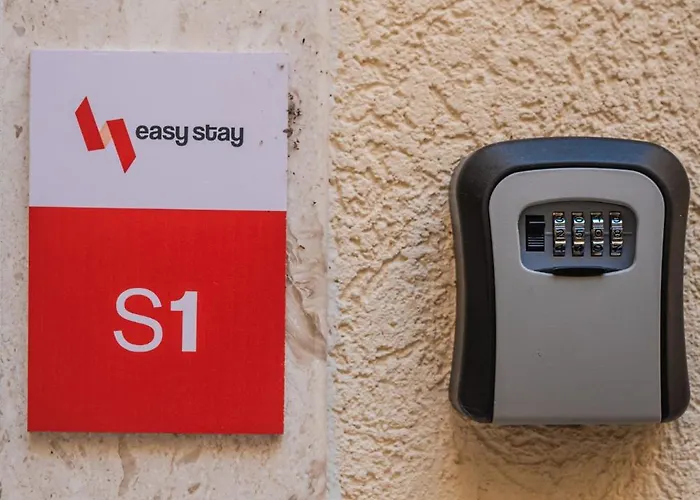 Easy Residences *