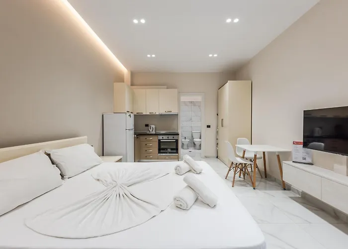 Easy Residences 公寓 *