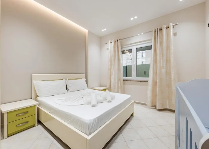 Easy Residences 公寓 *